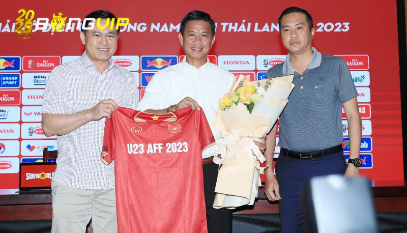HLV Hoàng Anh Tuấn rời CLB Bắc Ninh Kỳ vọng lớn, kết quả khiêm tốn - HLV Hoàng Anh Tuấn rời CLB Bắc Ninh