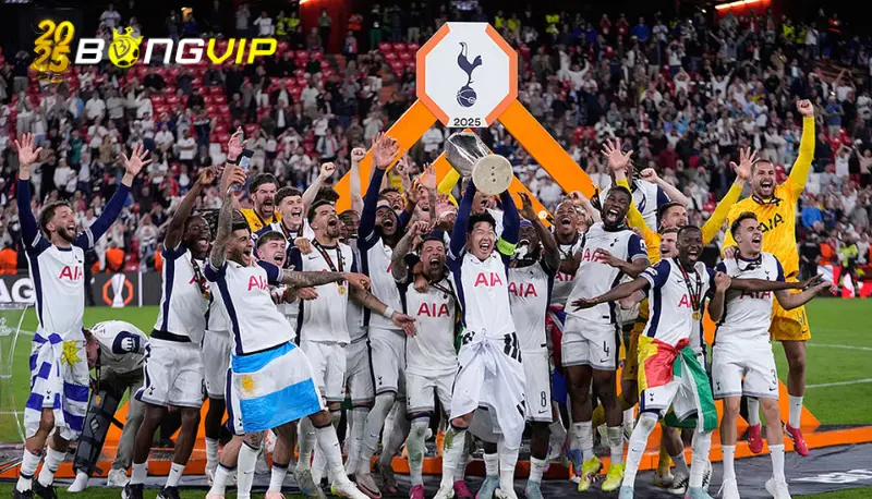 Man Utd - Tottenham và những trận chung kết tệ nhất châu Âu Mất điểm trong mắt người hâm mộ trung lập